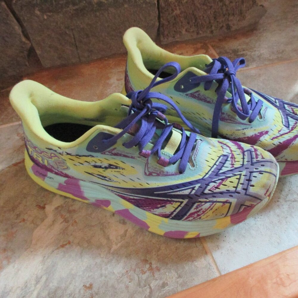 Asics Noosa Tri 15 Running Shoes Womens 9